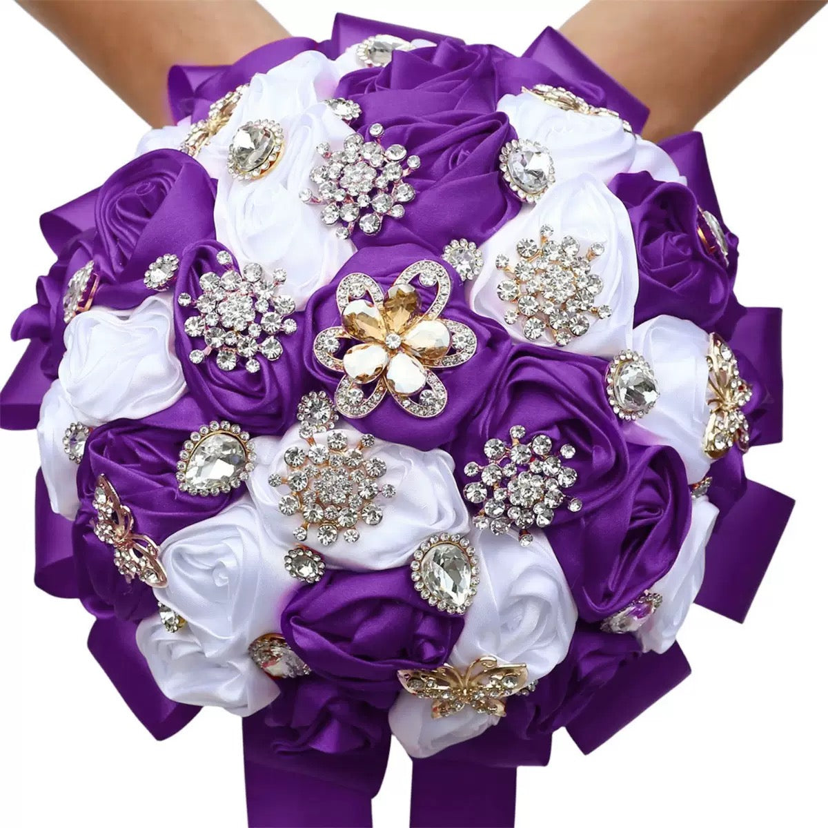 Sparkling Rhinestone Butterfly Brooch Satin Rose Ramo Quinceañera Bouquet LQ1108