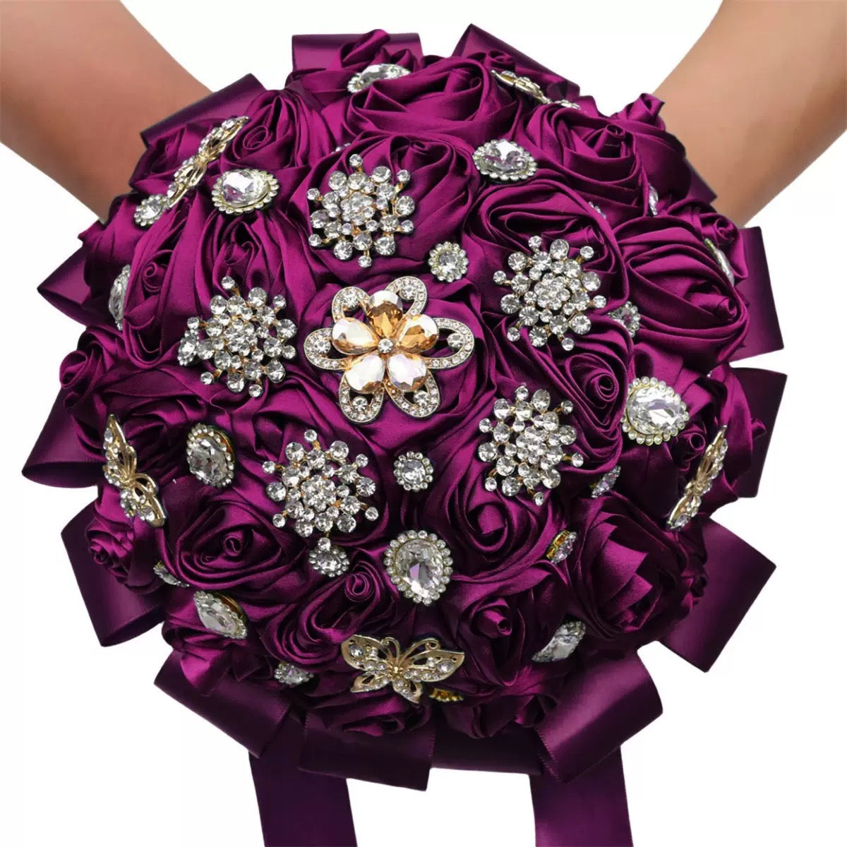 Sparkling Rhinestone Butterfly Brooch Satin Rose Ramo Quinceañera Bouquet LQ1108