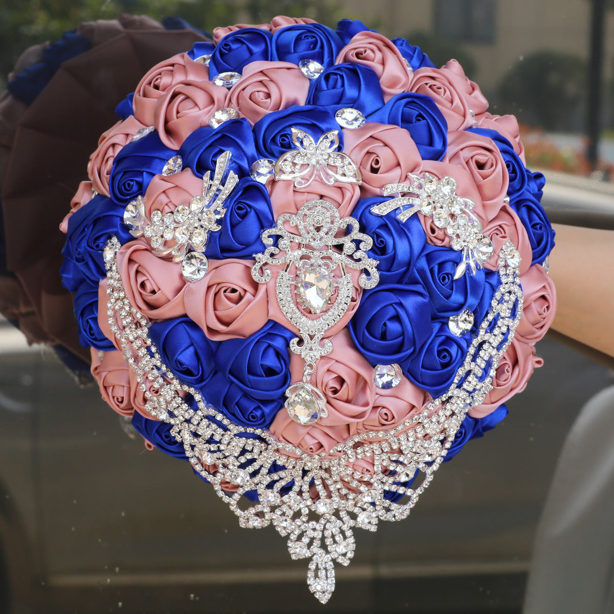 Luxury Crystal Rhinestone Quinceañera Bouquet - Handmade Satin Rose Ramo LQ287